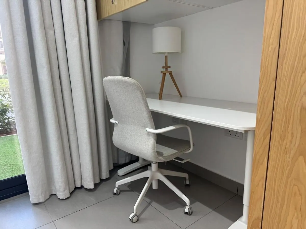 Apartment In Shj 1Br With Garden Sharjah 0*,